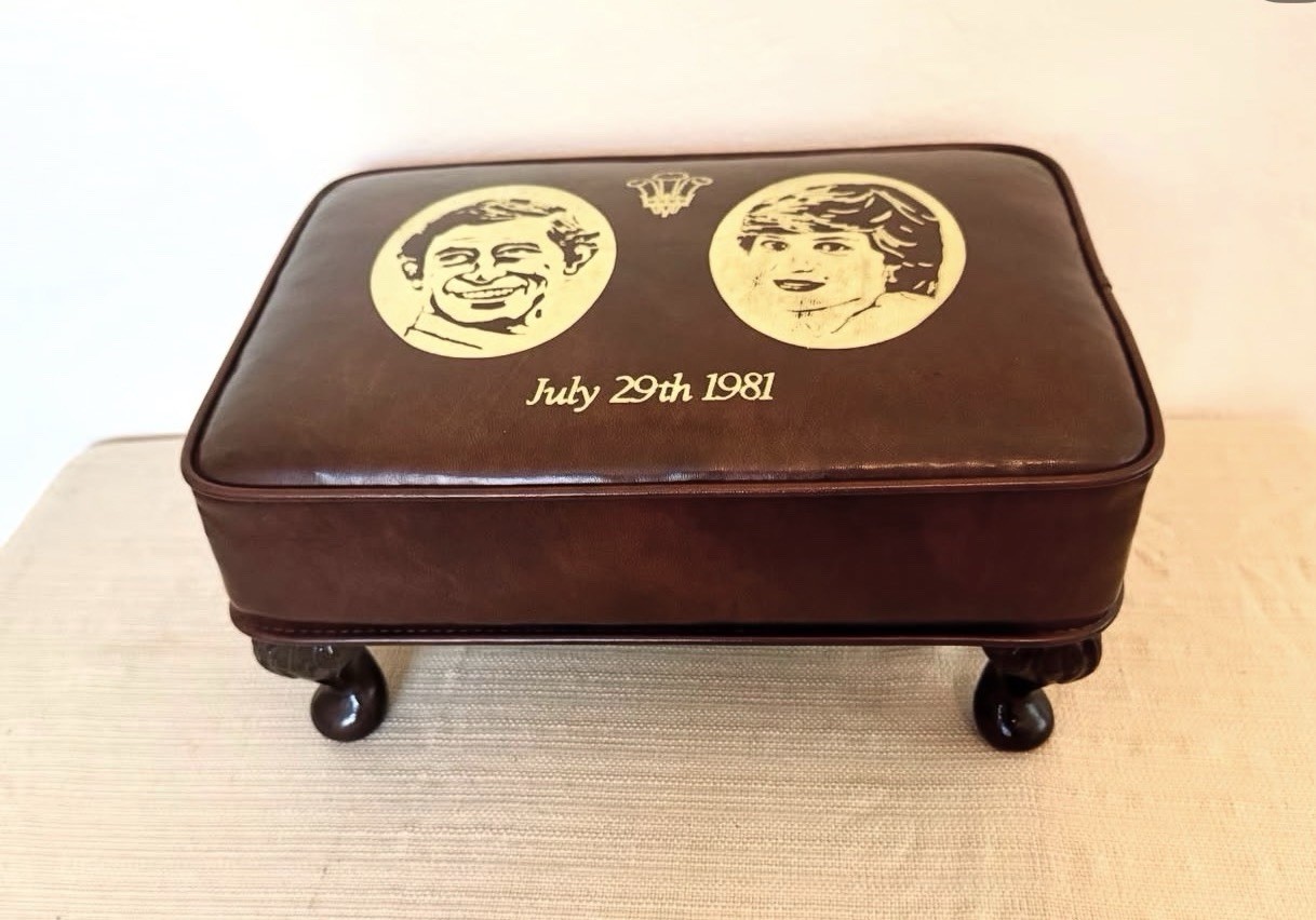 Charles & Diana Royal Wedding Brown Vinyl Footstool, Rectangle, Fully Assembled