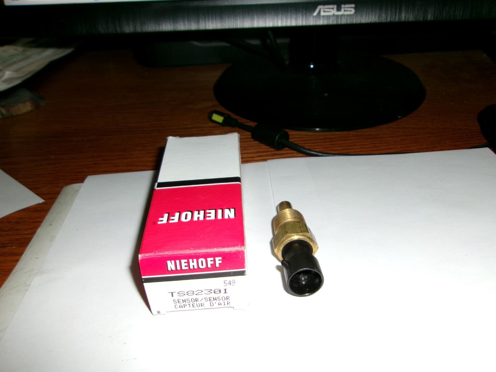 NEIHOFF TS82301 TEMPERATURE SENSOR~~MADE IN USA !!
