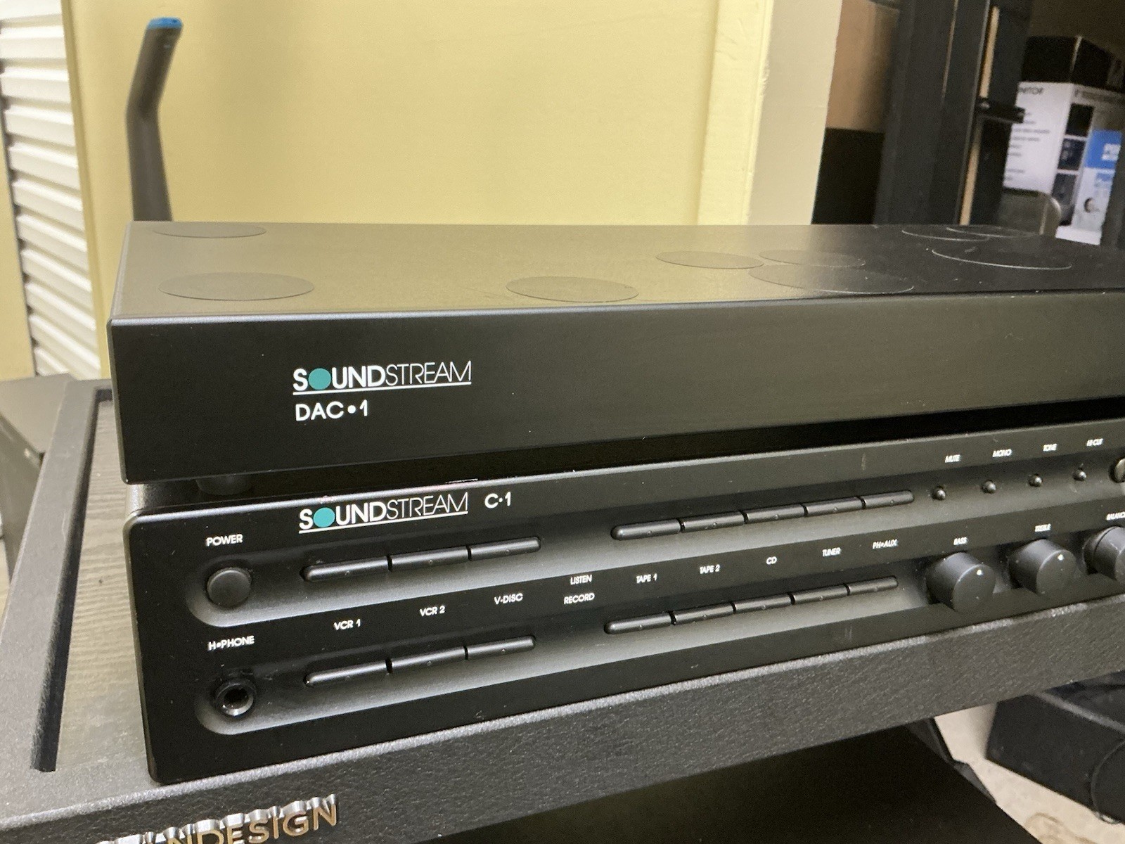 Soundstream DAC-1 Digital Audio Converter – Legendary Krell & Burr-Brown Pedigre