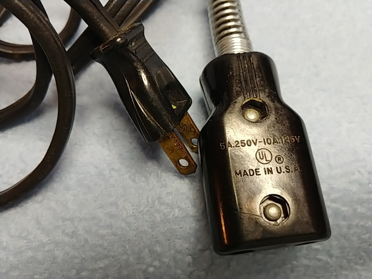 SNAPIT E-13393 Vintage  Cord For Appliances~ 5A.250V-10A.125V 6 Ft Long. NICE