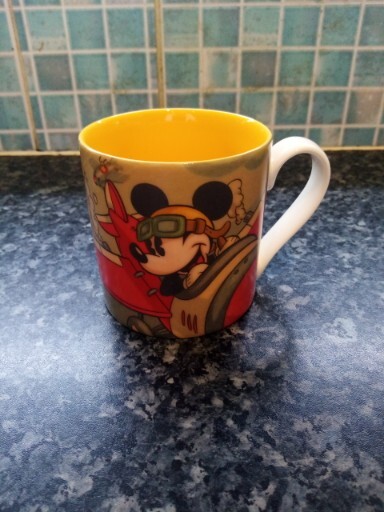 Disney Classics Mug Mickey/Minnie Mouse Disney Store 2011