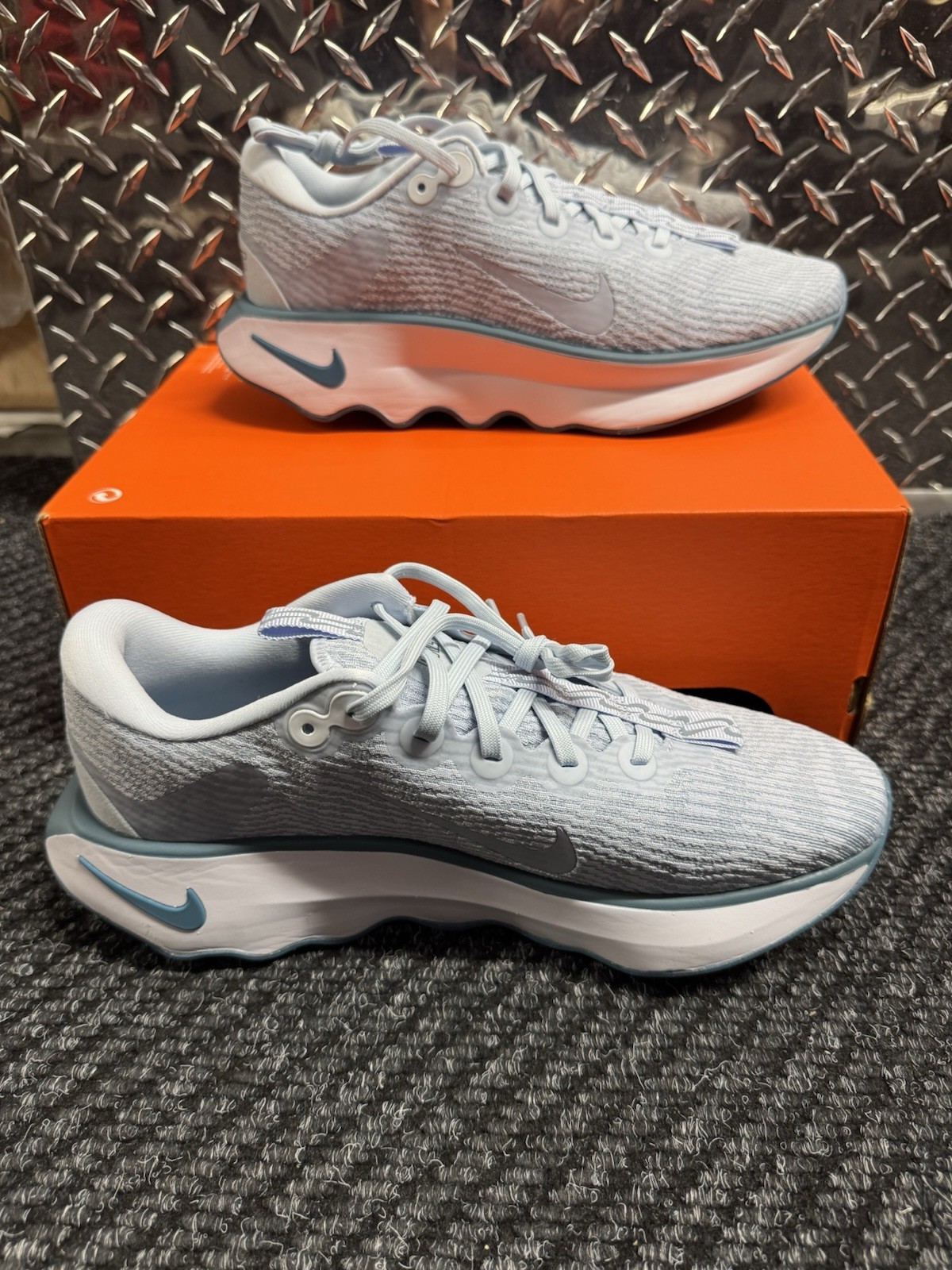 🔥 Brand New Nike Motiva Blue Tint DV1238 400 Women’s Size 10 Men’s 8.5