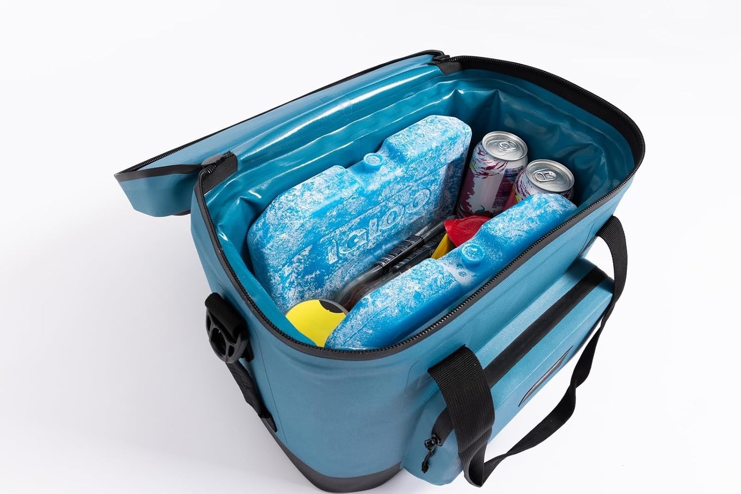 Maxcold Ice Blocks - Long-Lasting Gel Insulation for Extra Large Coolers