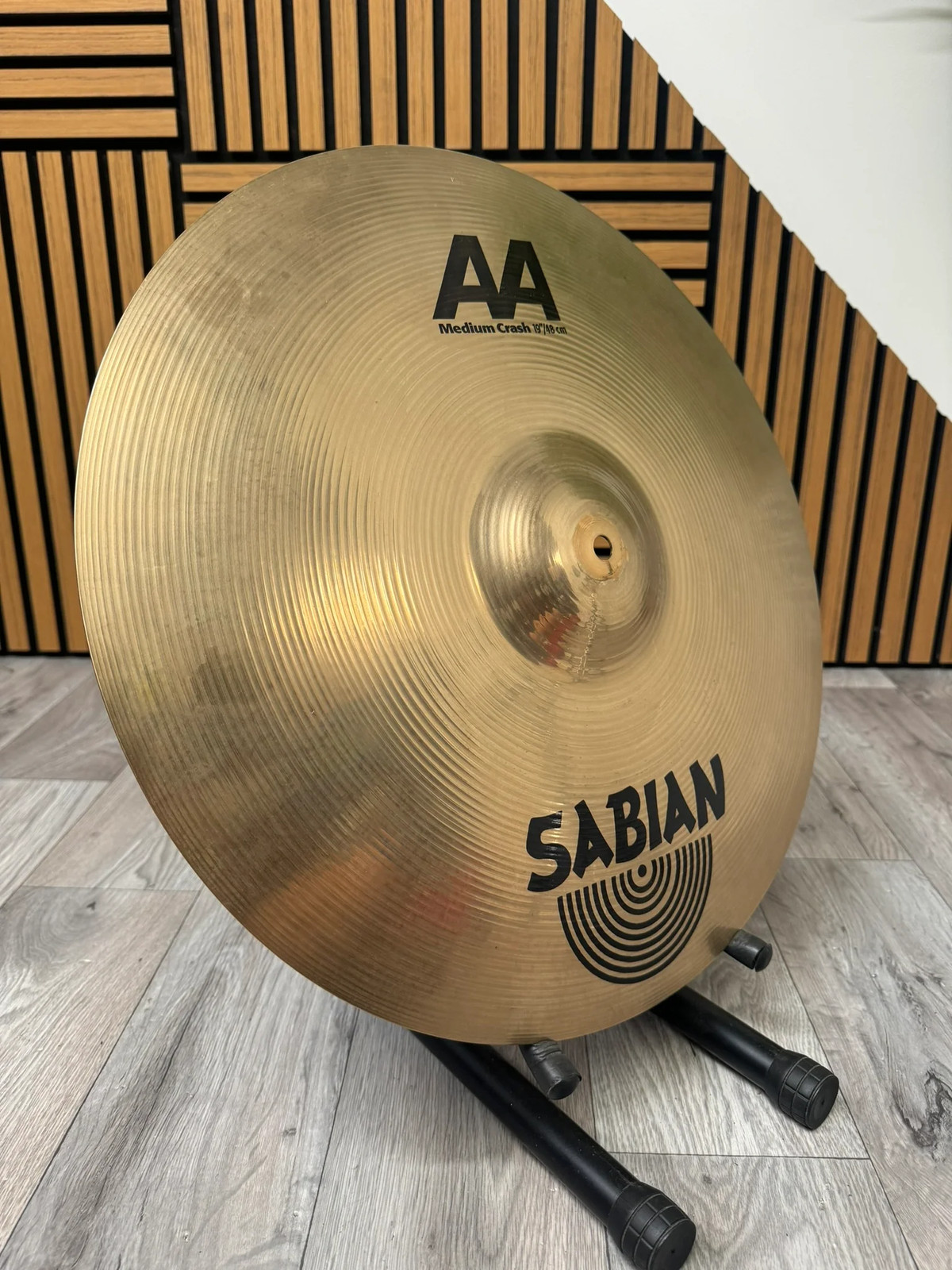 Sabian AA Medium Crash 19”/48cm Cymbal / Accessory #VH32