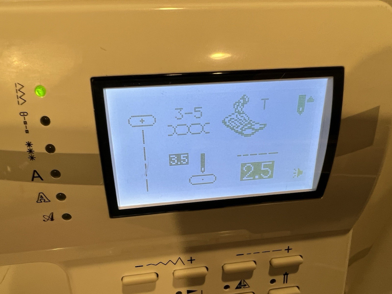 Euro Pro X Sewing Machine 9125 Computerized Embroidery Machines + Case & Extras