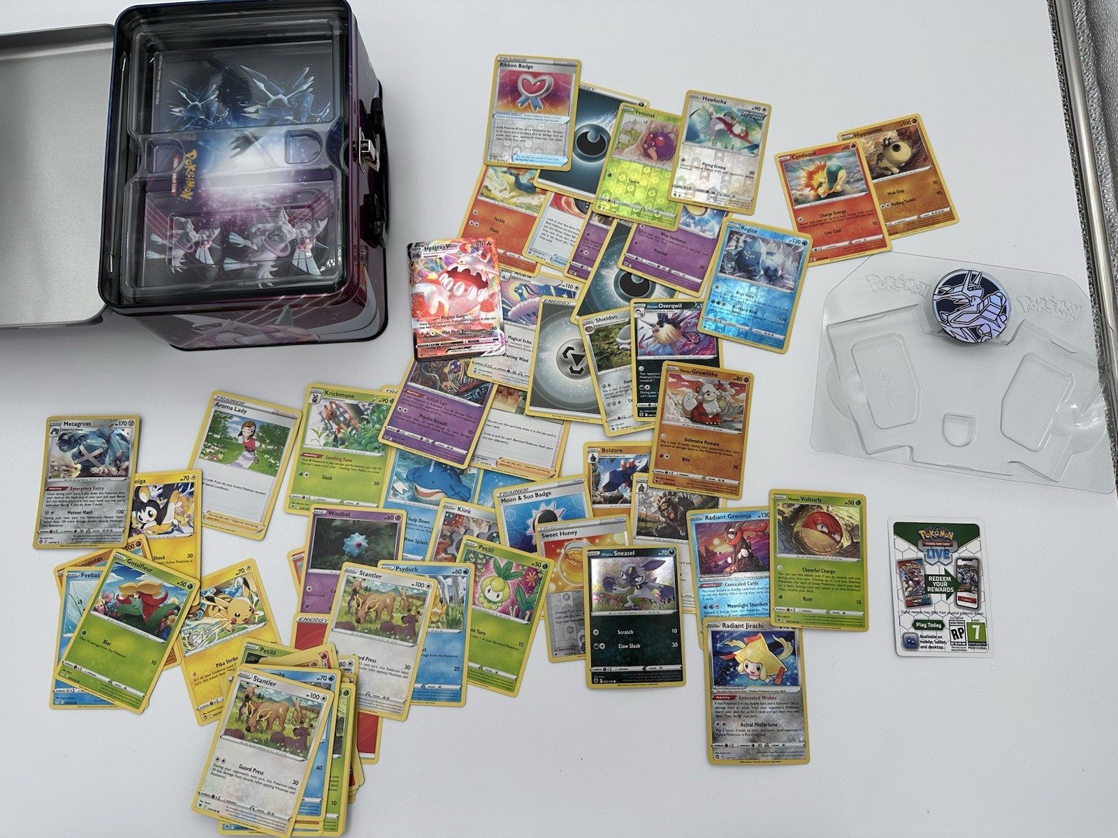 Pokemon TCG Fall 2022 Collector's Chest Tin Metal Lunchbox with cards