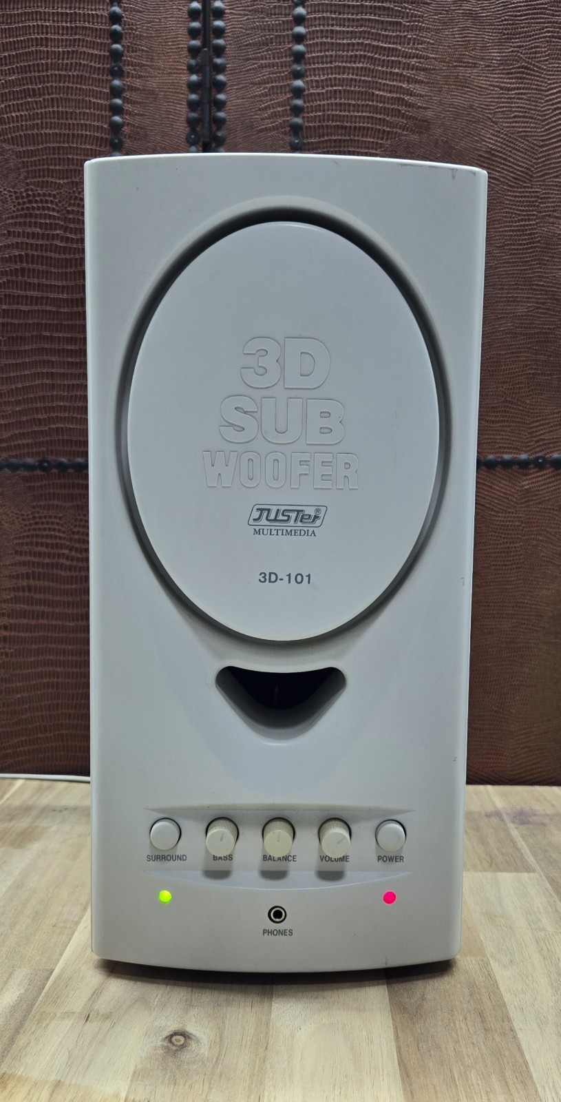 Multimedia 3D Subwoofer, Juster Model 3D-101.