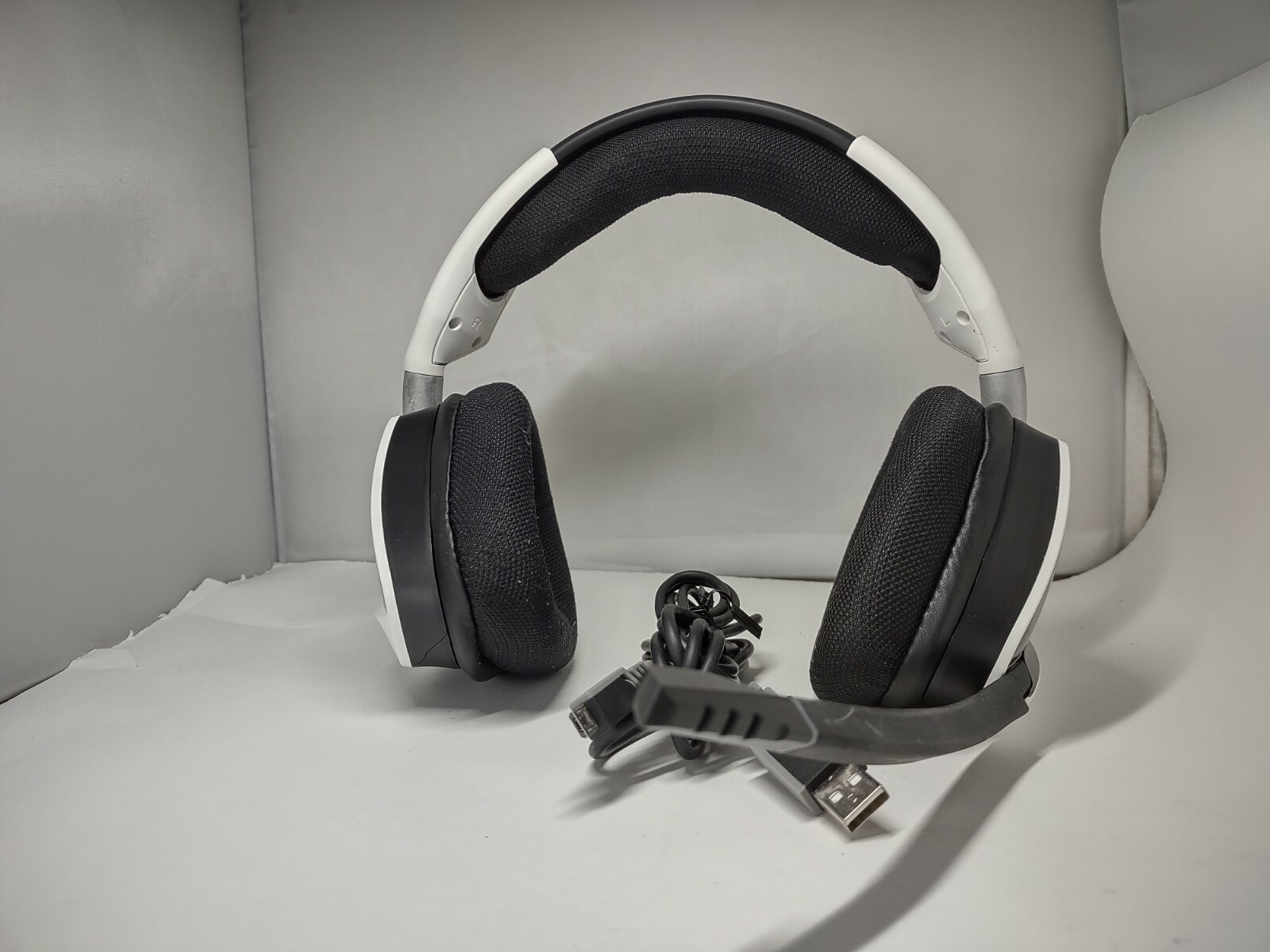 Corsair: Void RGB Elite Wireless Gaming Headset (NO DONGLE!)