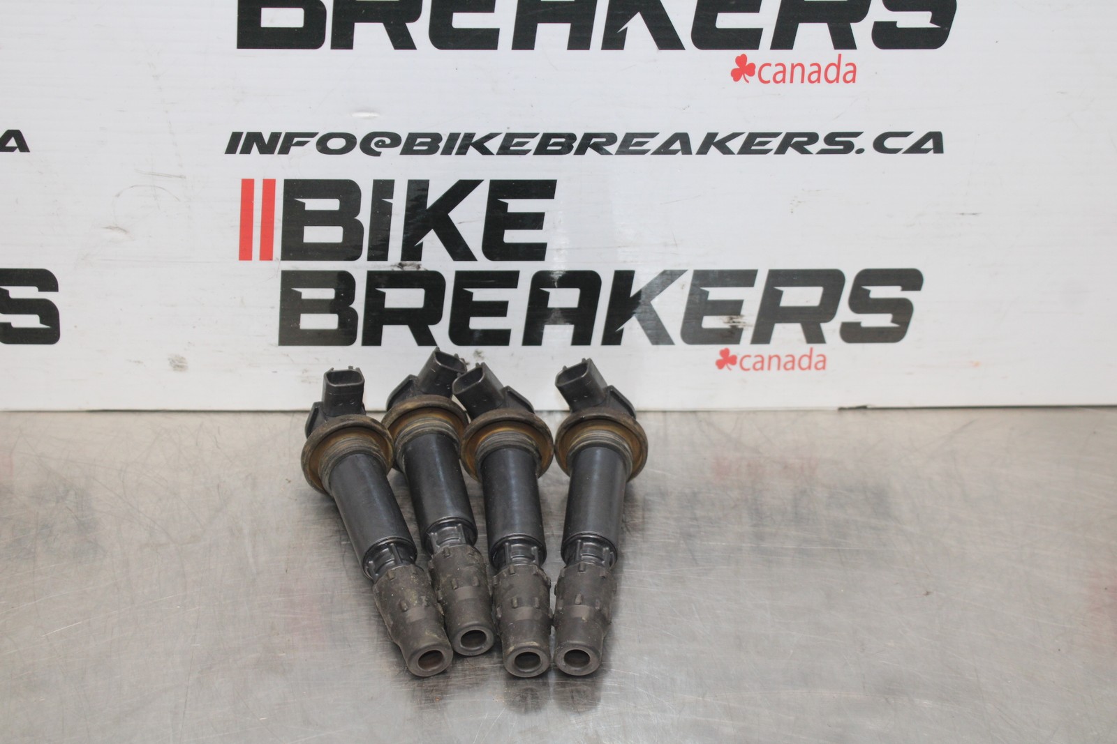 03 SUZUKI GSXR600 IGNITION COILS COIL SPARK PLUG CAPS BB801