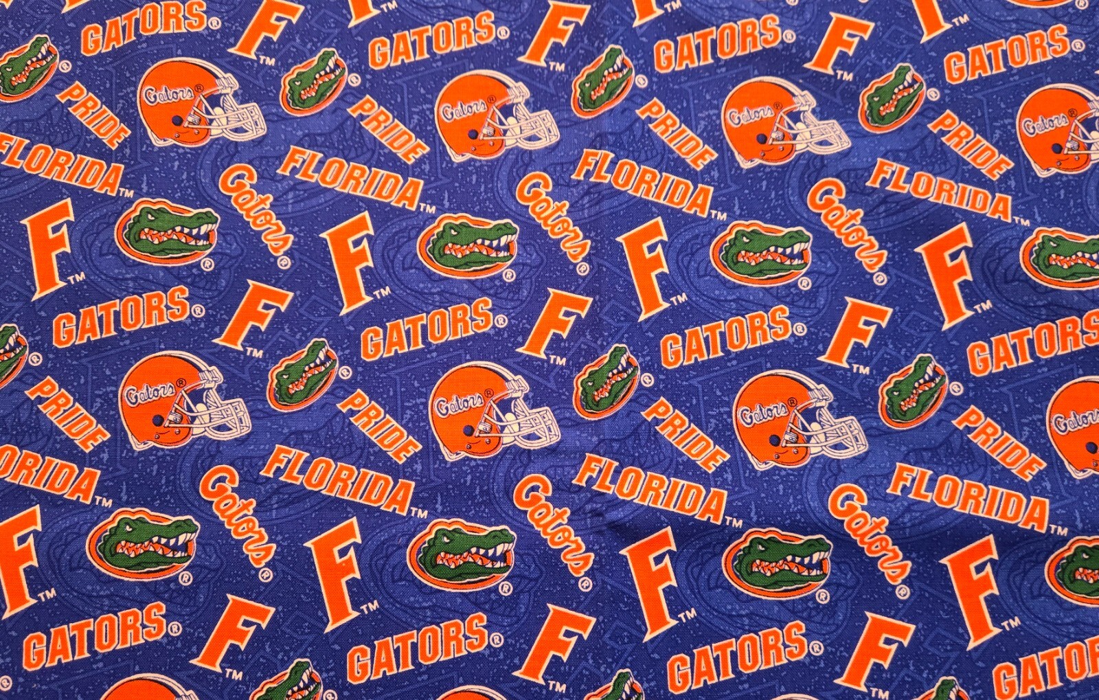 University of Florida 1 Yard 36" x 44" Cotton Fabric Tone-on-Tone