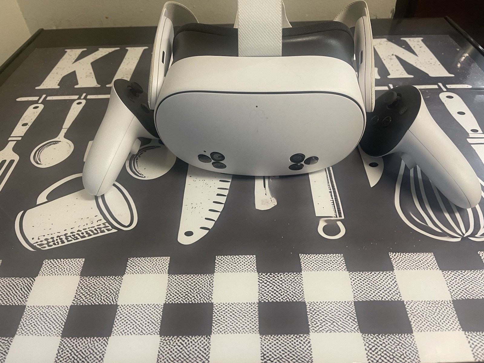 Meta Quest 3s VR Headset + Touch Plus Controllers 128GB
