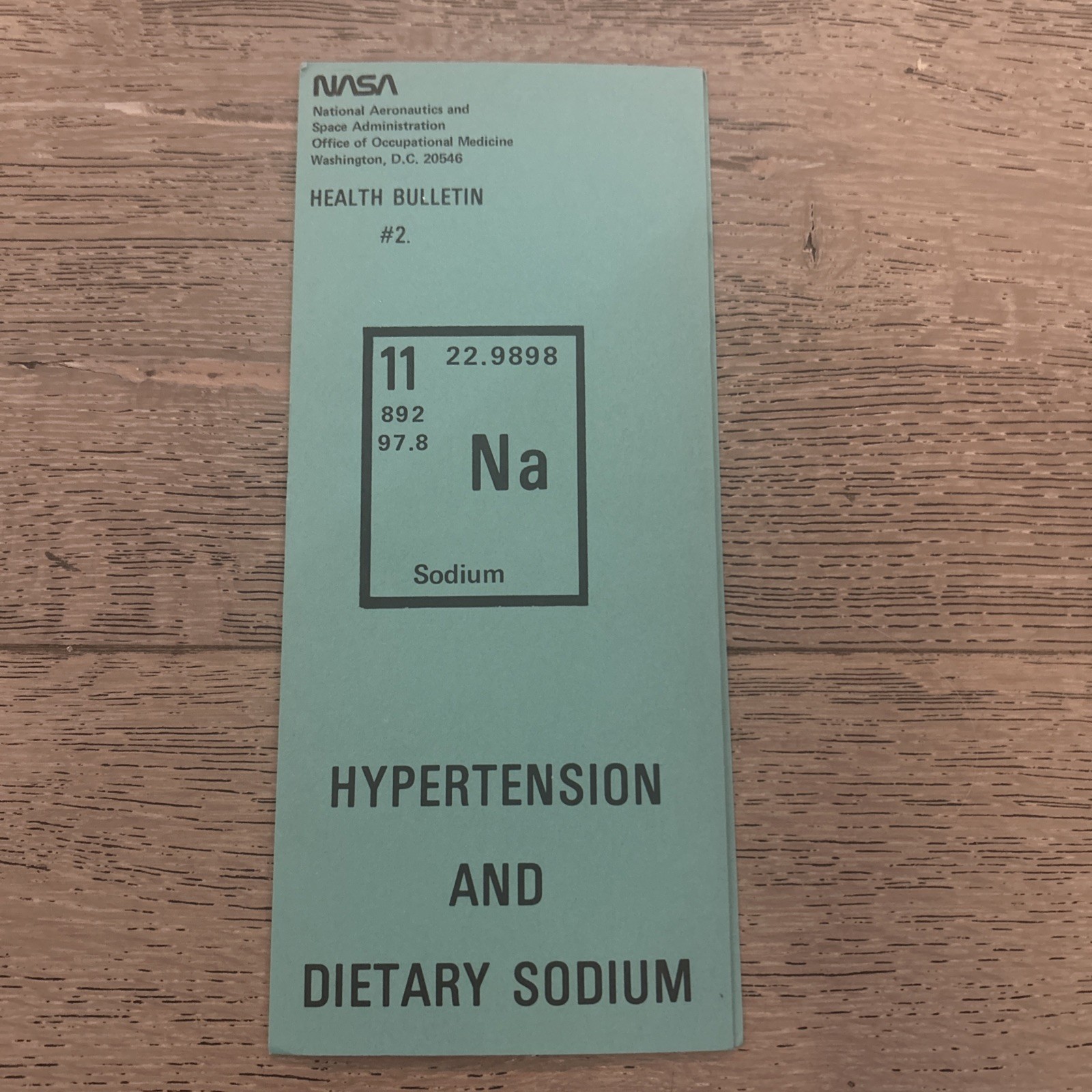 NASA 1980s EMPLOYEE HEALTH BULLETIN HYPERTENSION AND DIETARY SODIUM
