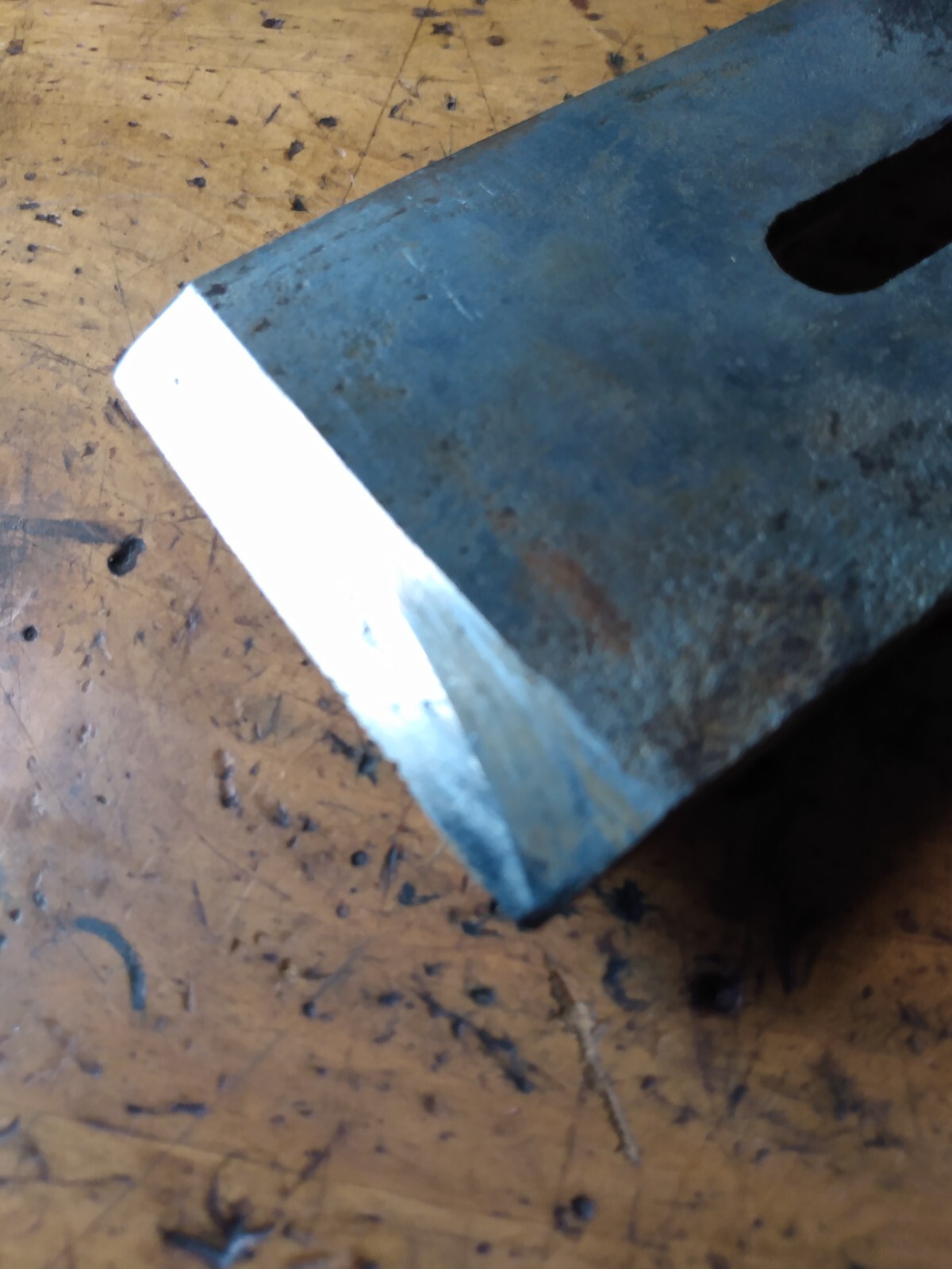 A. HOWLAND & CO. 2-1/4" SINGLE TAPER BLADE. READ FULL DESCRIPTION.