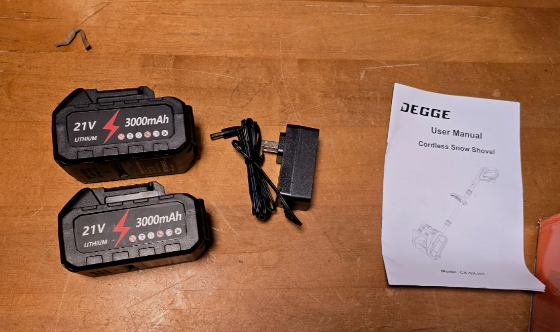 2x 21V 3000mAh Batteries + Charger for DEGGE Cordless Snow Shovel CX-SXJ01