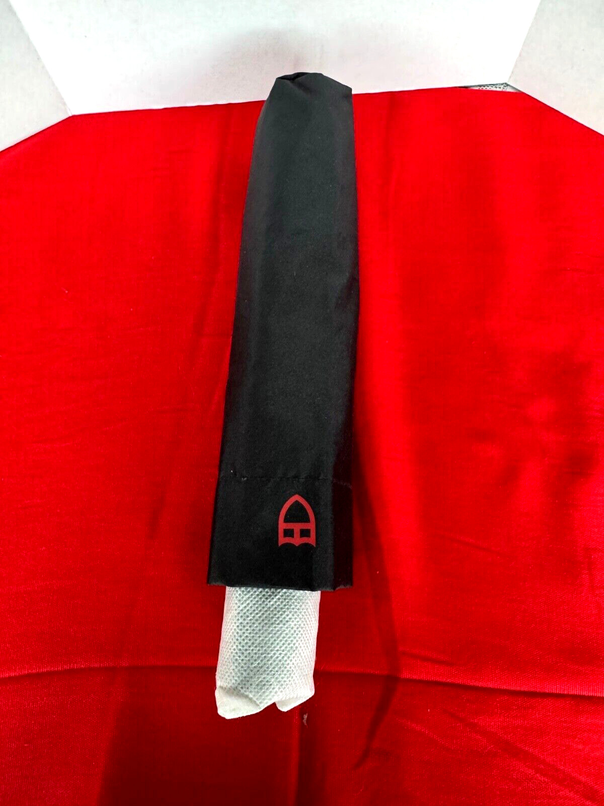 Tudor Umbrella Black Authentic Unused New Automatic Travel Size Storage Cover