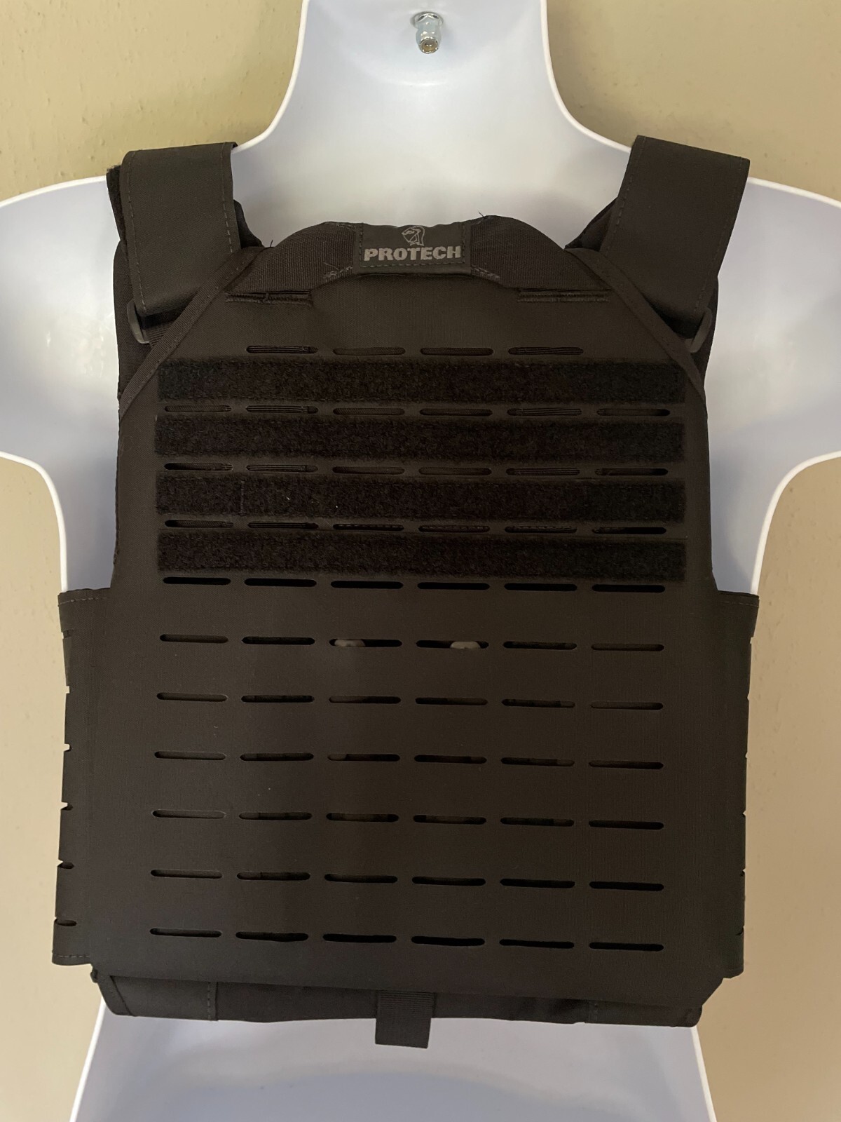PROTECH Tactical Armor Plate Rack Carrier SHIFT AWS QRS Medium Black Webless