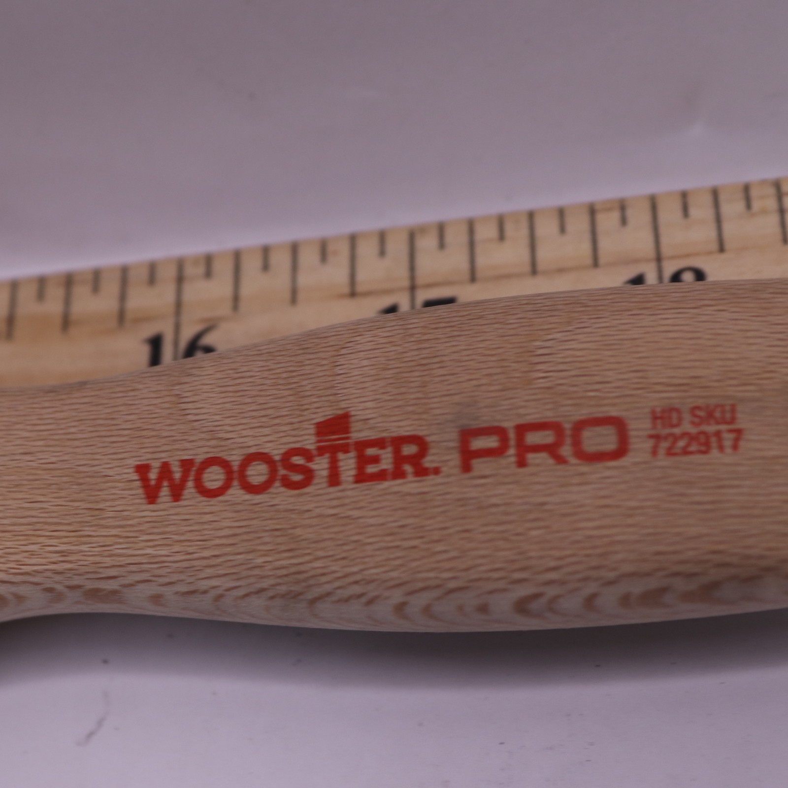 Wooster 3 in. Pro Nylon Flat Brush