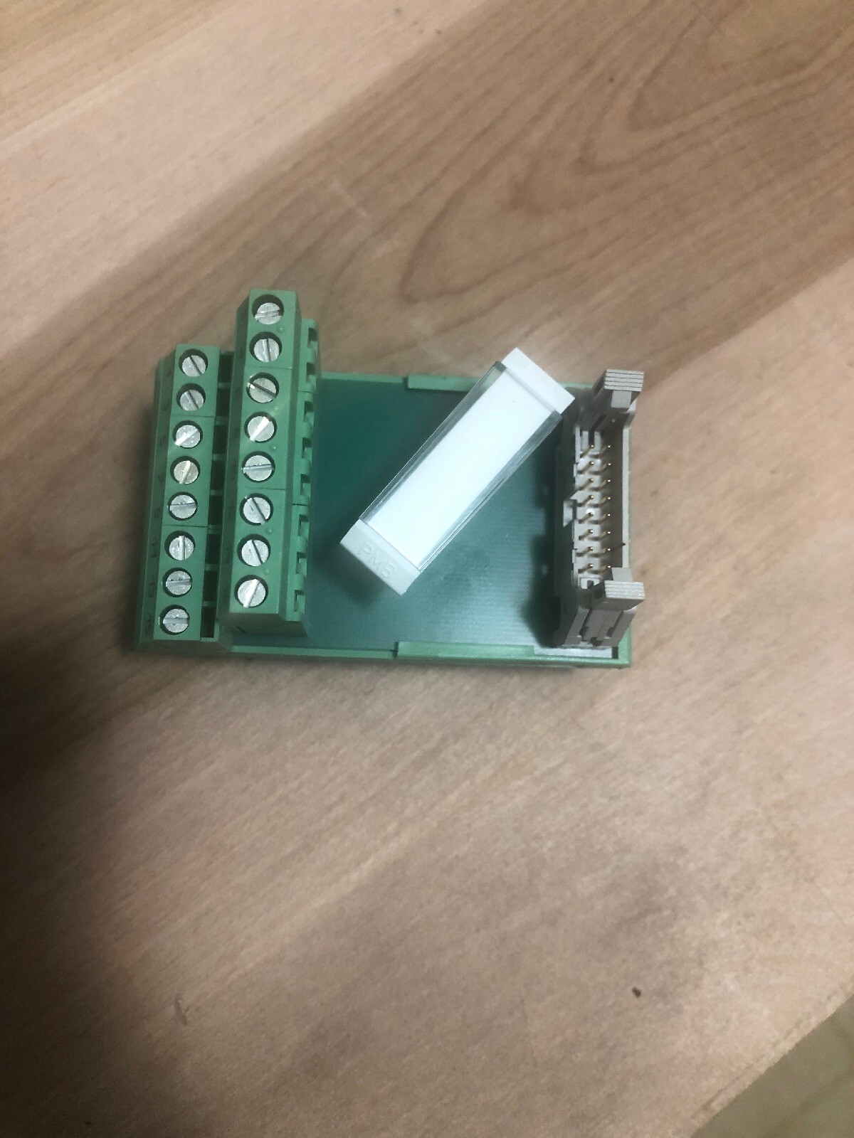 PHOENIX CONTACT FLKM 16 ADAPTER FRONT 16 CHANNEL MODULE  NEW   E1R7