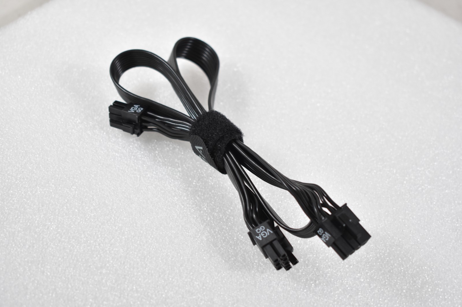 NEW EVGA Modular 8-Pin to Dual 6+2-Pin PCI-E EVGA GQ Modular Cable
