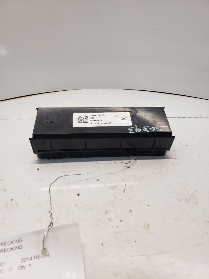 Control Module Temperature Center Dash ID 13591963 Fits 2014 ELR Tested OEM
