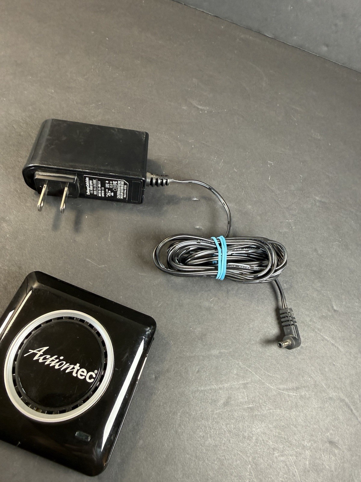 Actiontec ScreenBeam Pro Wireless Display Receiver SBWD100A