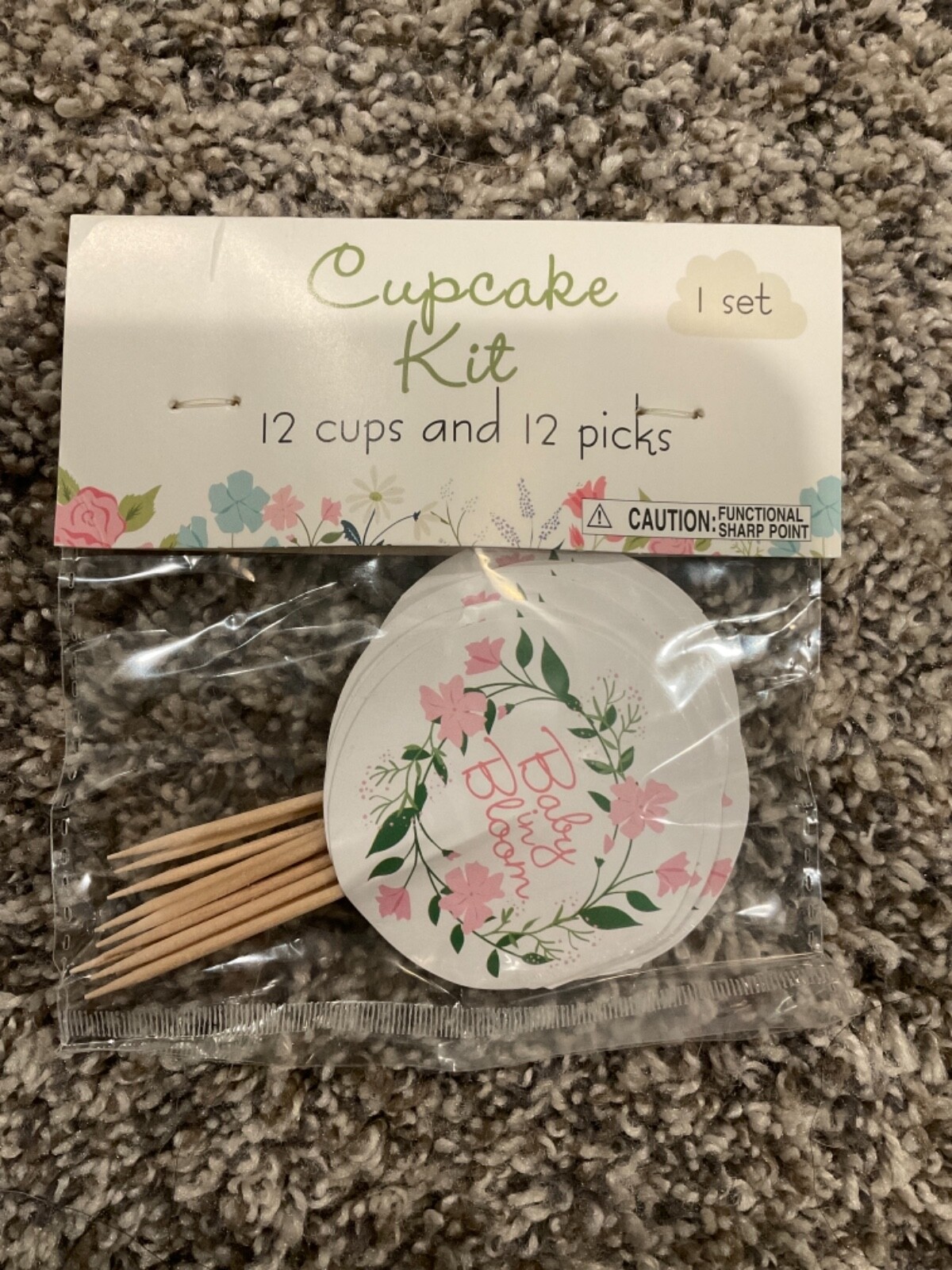12 Baby in bloom Cupcake picks : baby shower