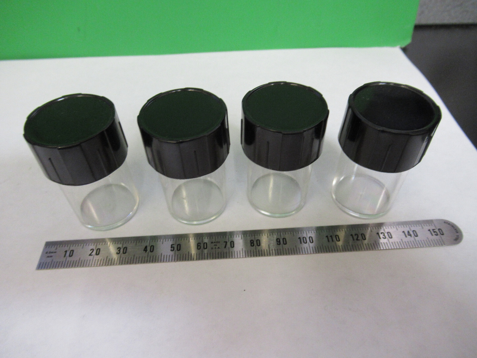 LEITZ LOT EMPTY PLASTIC OBJECTIVE CANISTER MICROSCOPE PART AS PICTURED X4-A-48