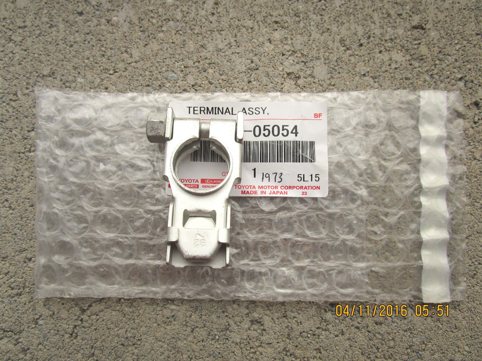 07 - 14 TOYOTA FJ CRUISCR BATTERY POSITIVE TERMINAL CONNECTOR BRAND NEW 05054