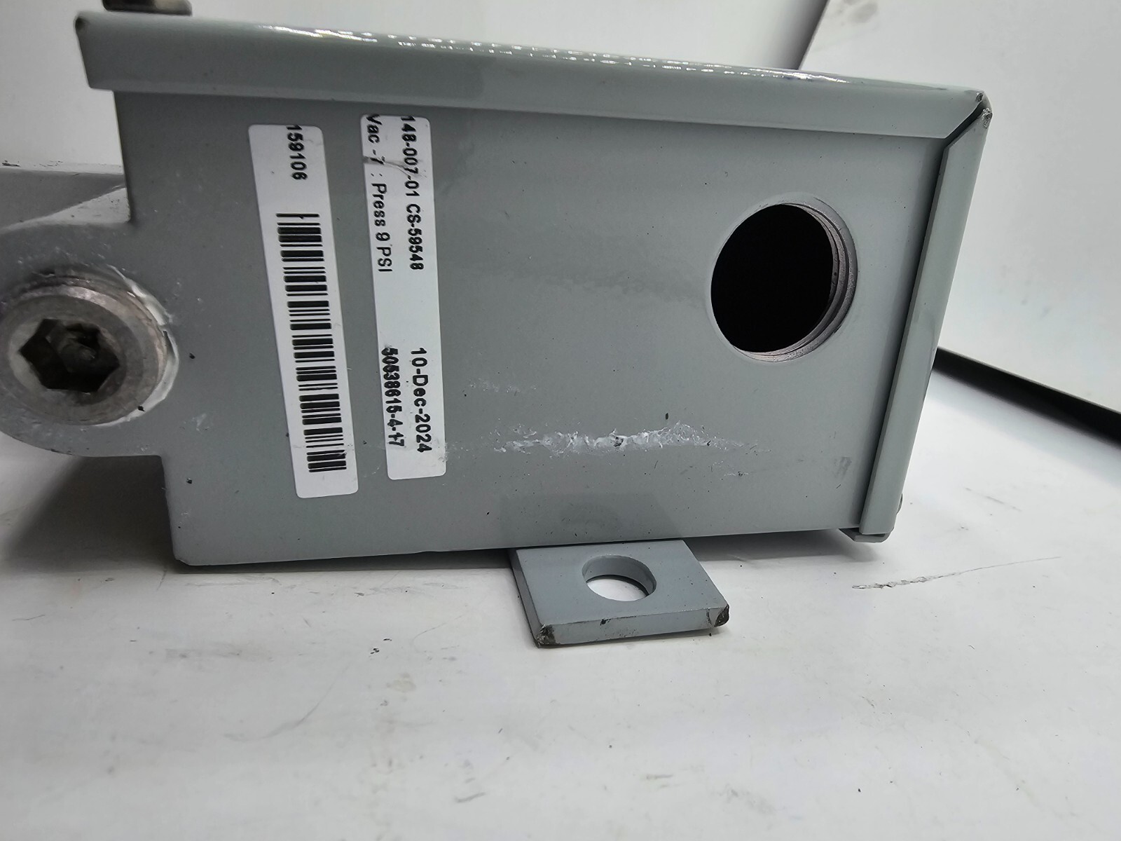 QUALITROL 148-007-01 VAC -7 PRESS 9 PSI PRESSURE SWITCH CS-59548