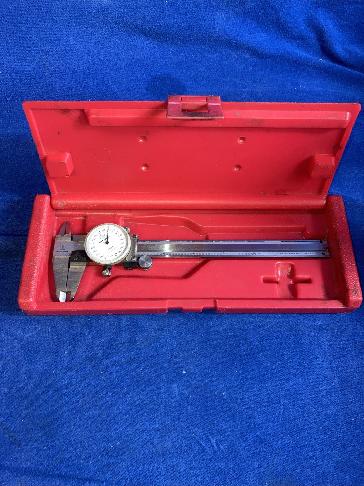 Mitutoyo Dial Caliper 6" Calibrated 505-626 .001" 6” + Case JAPAN Great Cond.