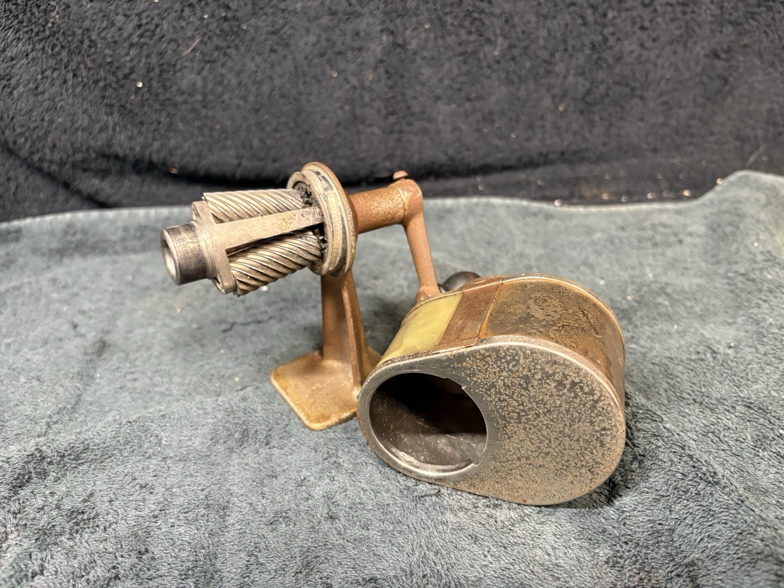 Vintage Giant No. 2 Pencil Sharpener Automatic Pencil Sharpener Co.