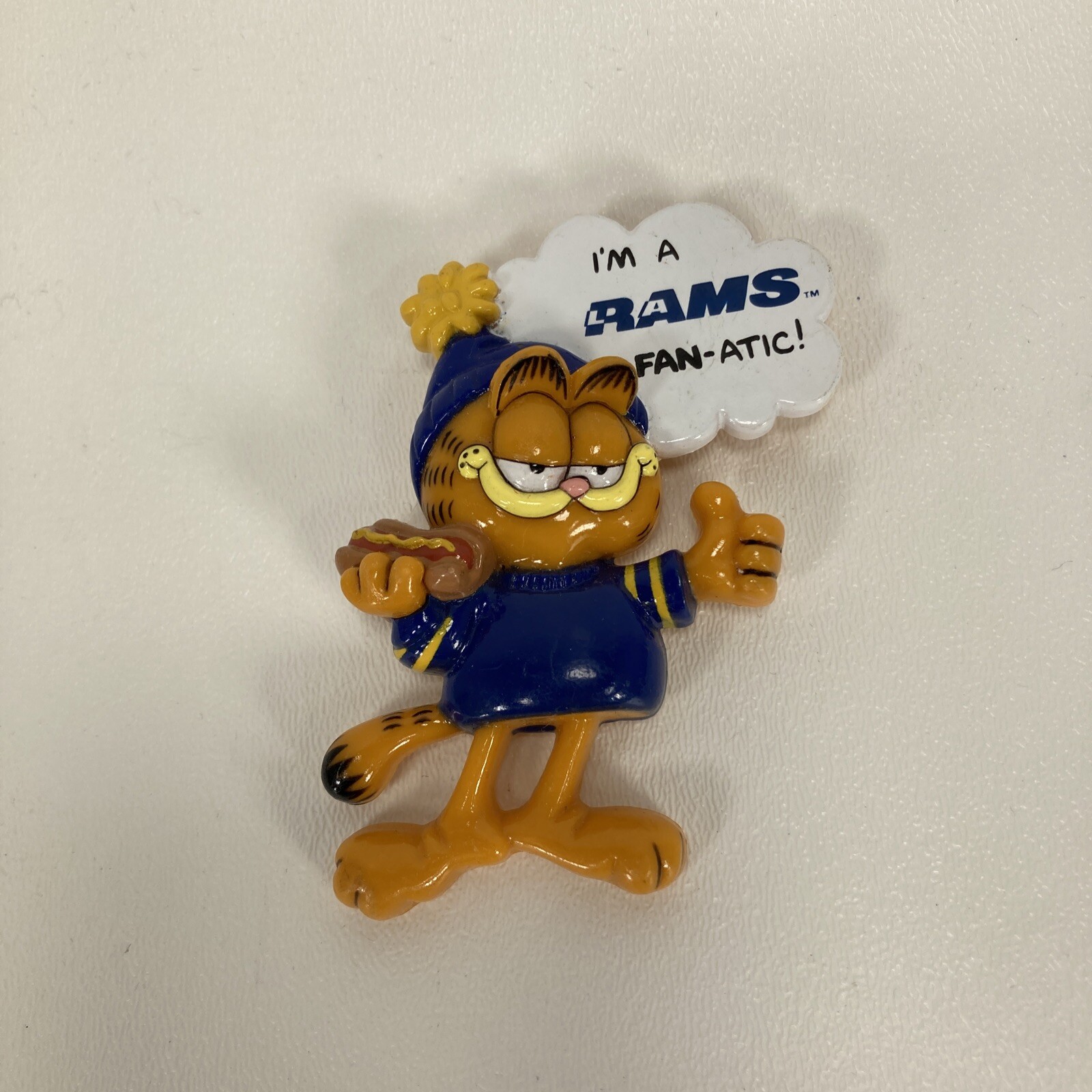 GARFIELD Los Angeles Rams NFL Football Jewelry Pin vintage 1980's ENESCO