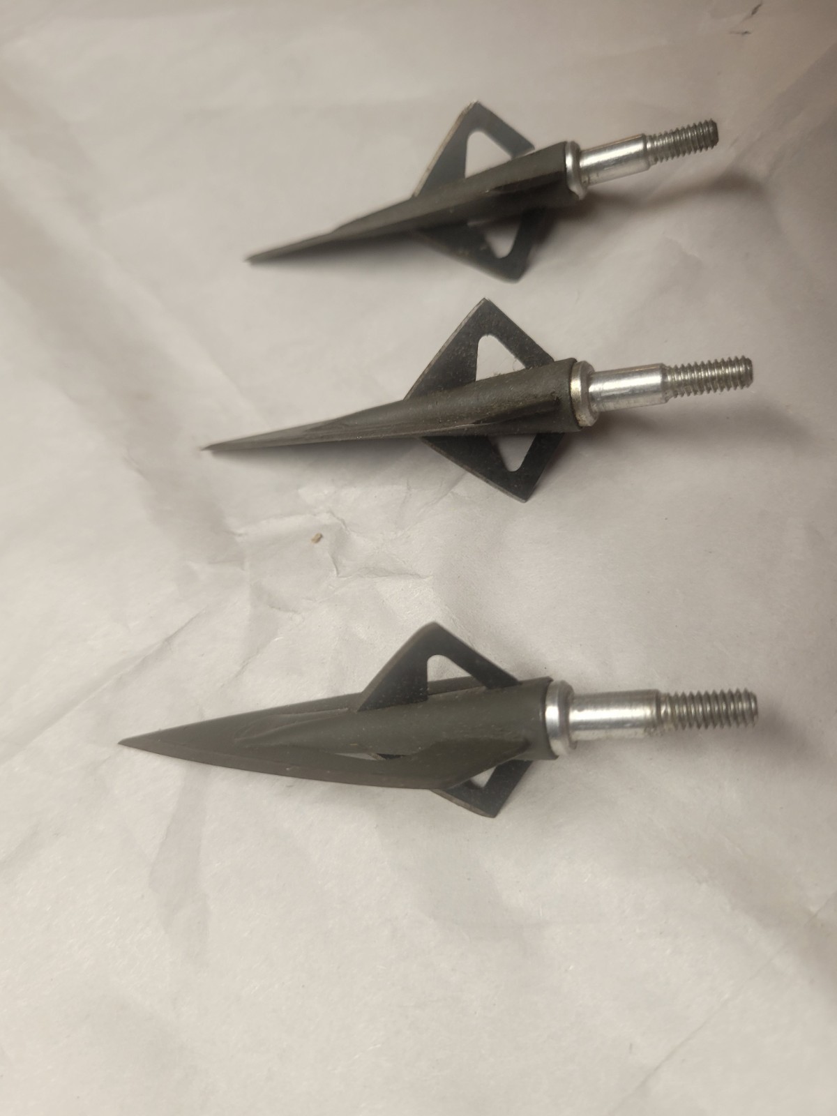Vintage FRED BEAR Razorheads Broadheads (3) Used condition