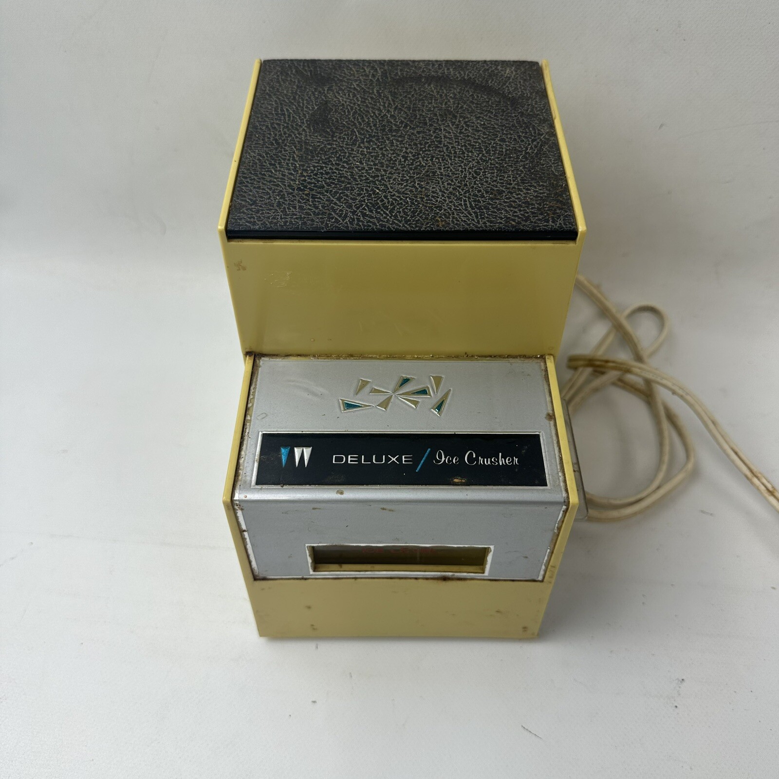 Vintage Ice Crusher Van Wick VW-88 Counter Top Electric Deluxe Works