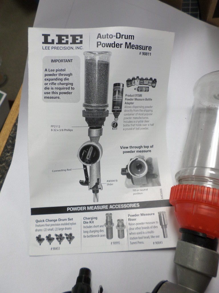 LEE PRO 4000 Press Reloading (KIT), all original, Progressive, w 9mm Die Set