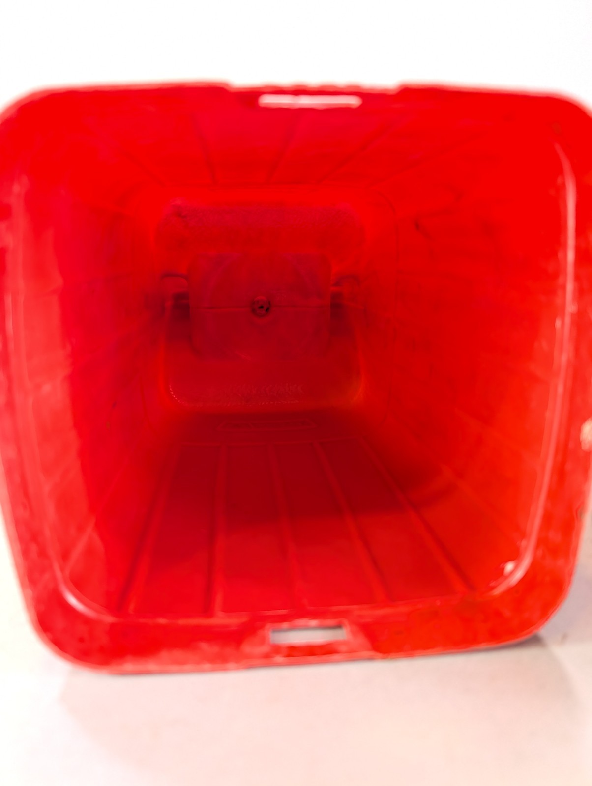 Coleman 200 Lantern Red Plastic Carrying Case Vintage