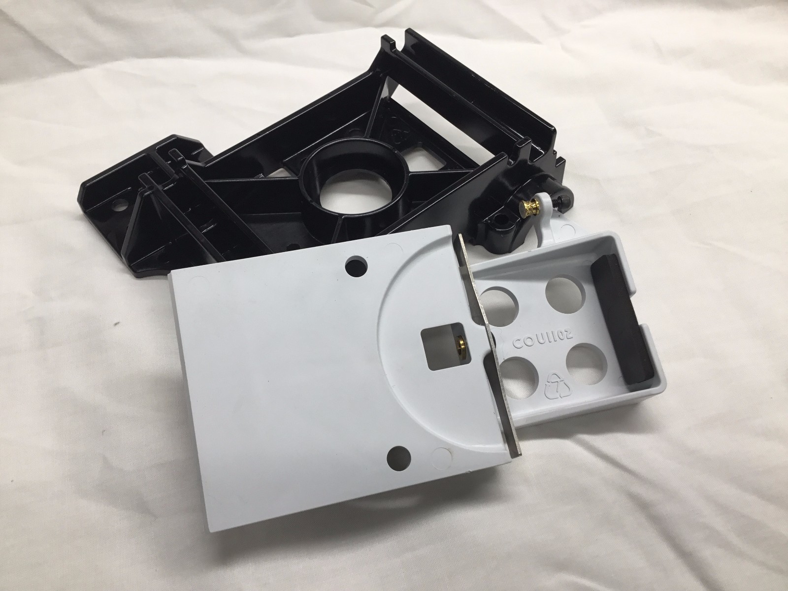 NEW Lower Slide & Guide(cou1102n/1105) for Revolution Electric Cigarette Roller