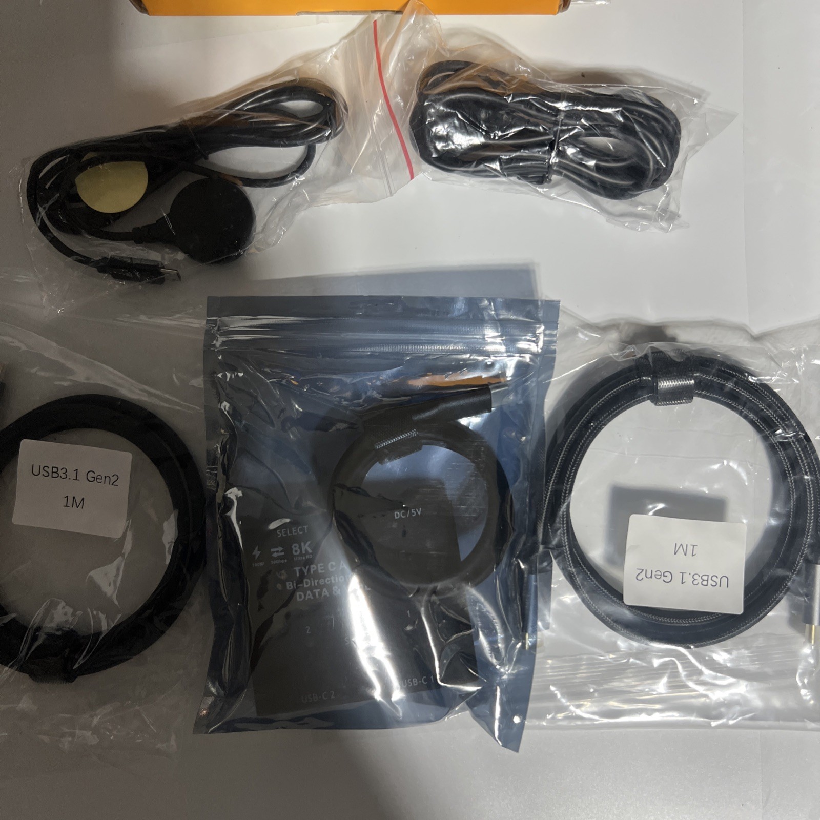 KVM 4k Switch Two Monitors DisplayPort USB 3.0 HDMI