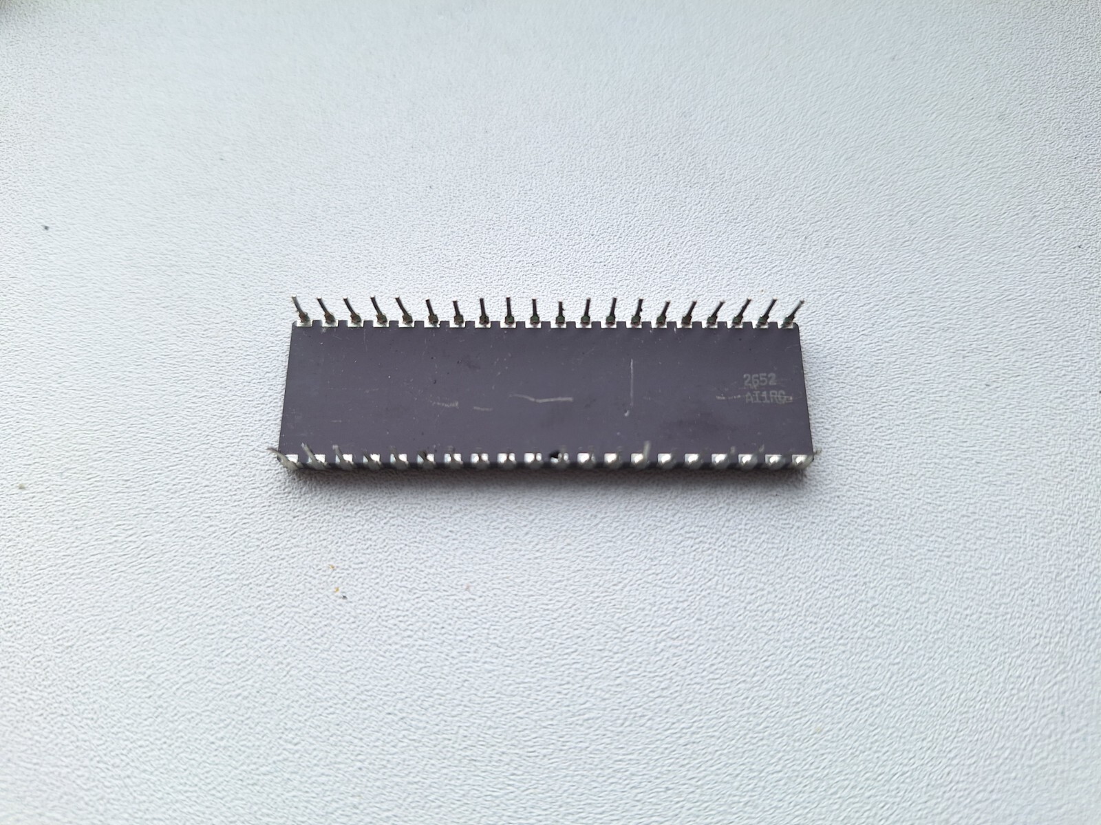 Signetics 2652I peripheral controller for 2650 vintage CPU GOLD