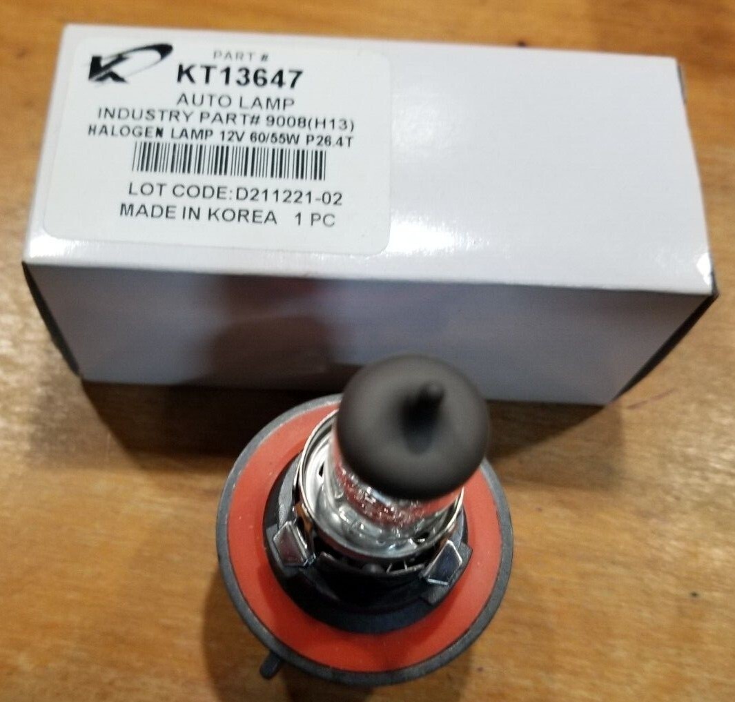 CEC Auto Lamp Industry Part# 9008 H13 12V 60/55W PART# KT13647 P26.4T NEW!