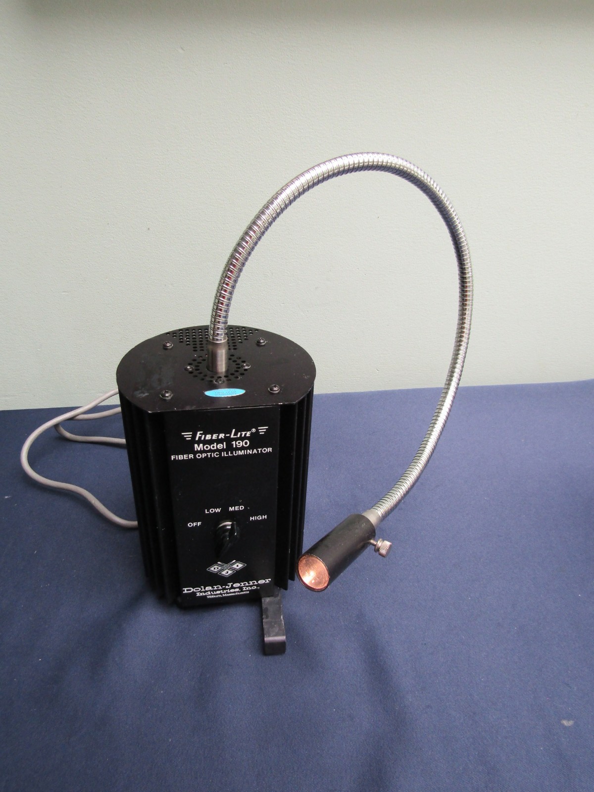 Dolan Jenner Fiber-Lite 190 Fiber Optic Illuminator w/ Gooseneck Light