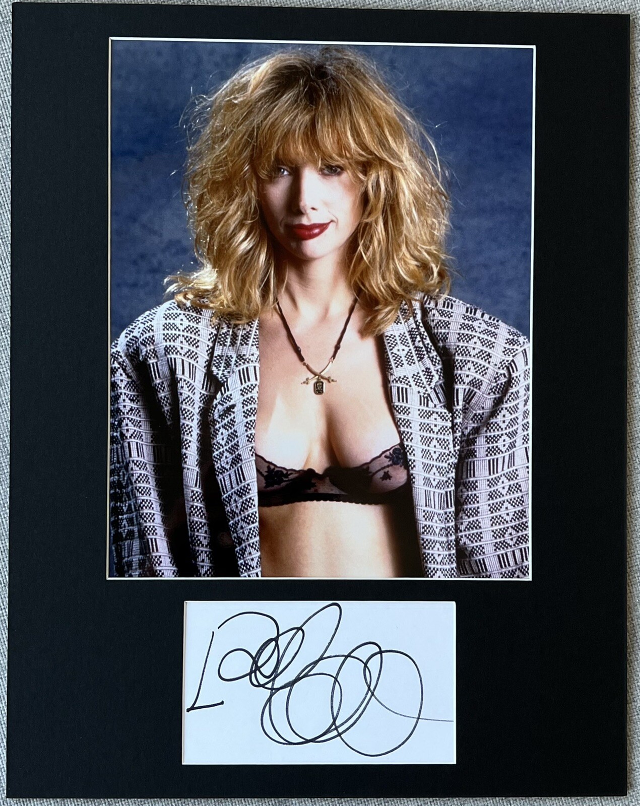 Rosanna Arquette Signed In Person 11x14 Matted Autograph & Photo - Authentic