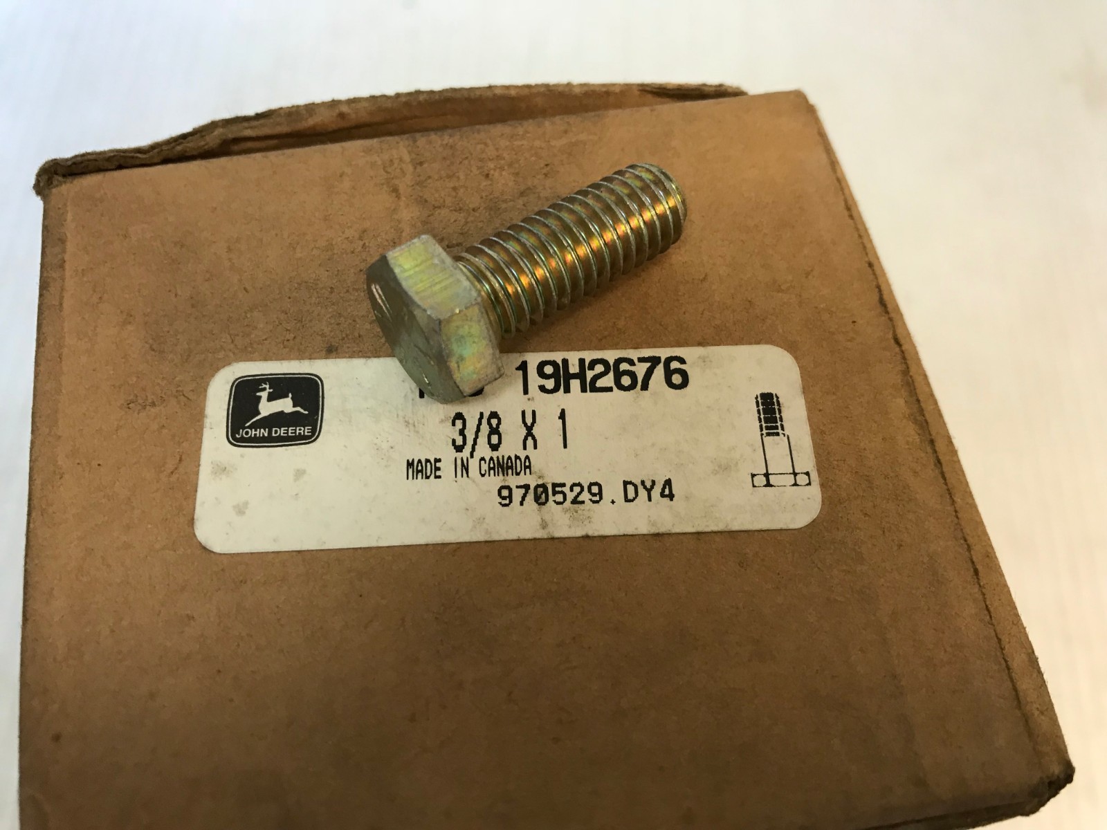 19H2676  GENUINE John Deere CAP SCREW BOLT    Replaces  810080100 & F003881
