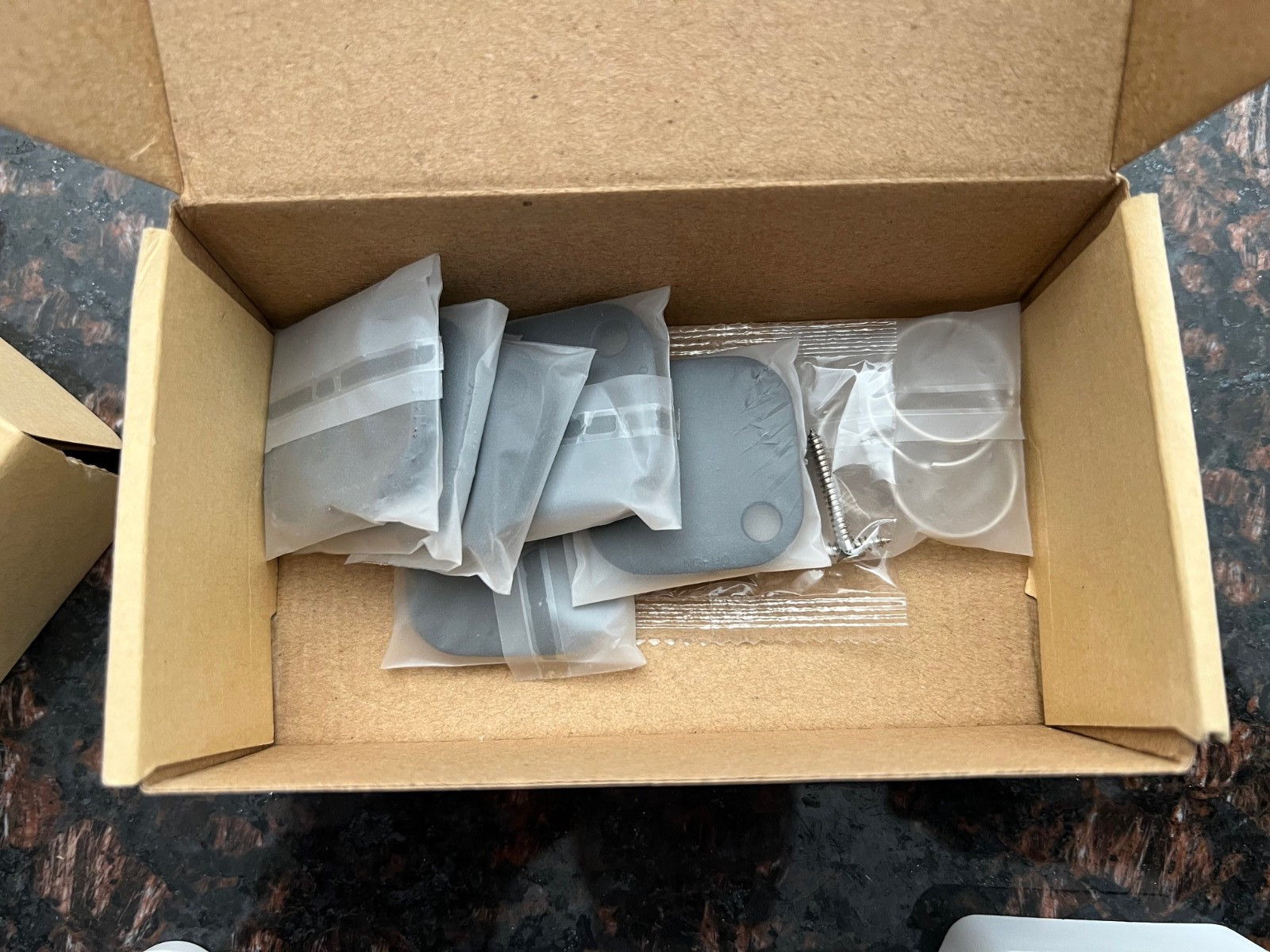 Key Finder, Item Locator Tags With Wireless Remote - 6 Tags