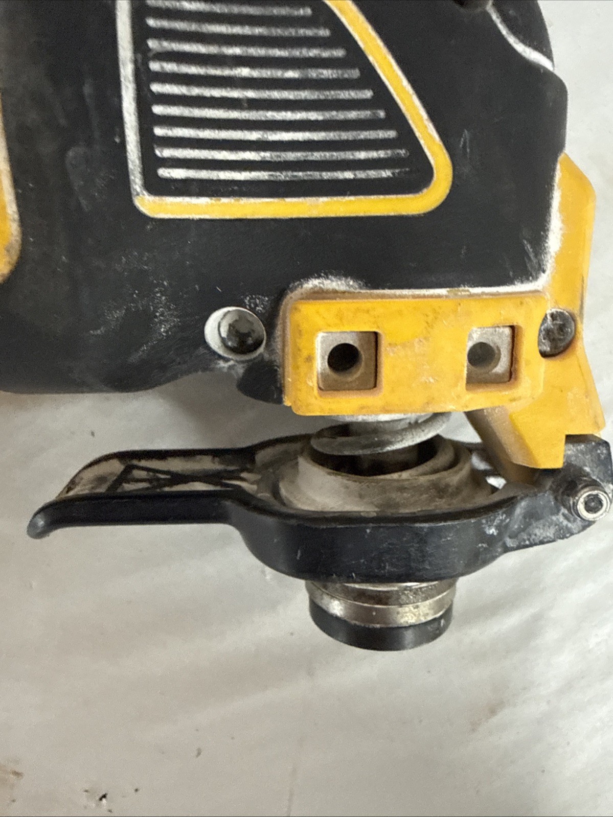 DEWALT DCS354 (I99011790)