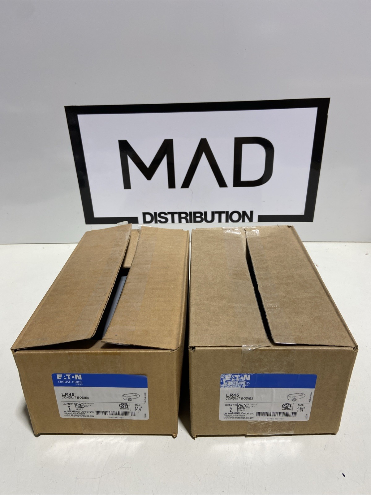 Lot of 2 Eaton Crouse-Hinds LR45 Conduit Outlet Body 1-1/4" Box Of 2 Qty