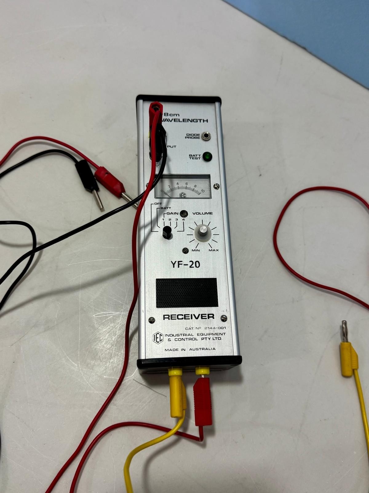YF-20 Cable Locator Receiver Underground Wire Pipe Finder Tracer – Tested