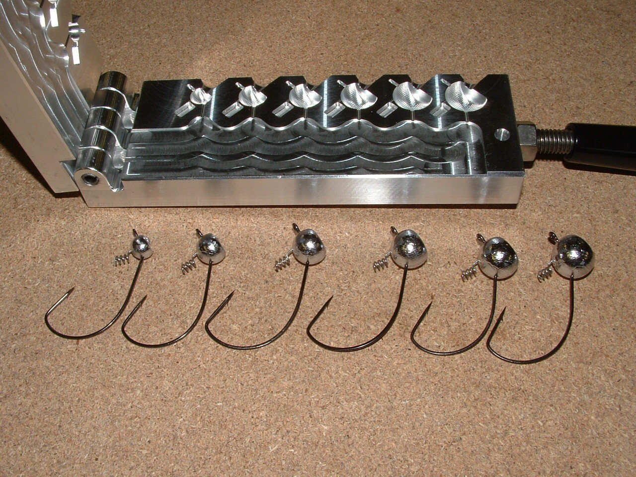 Freshwater Ball Standup jig Screw Lock mold 1/8 - 3/4oz 38109 CNC Aluminum