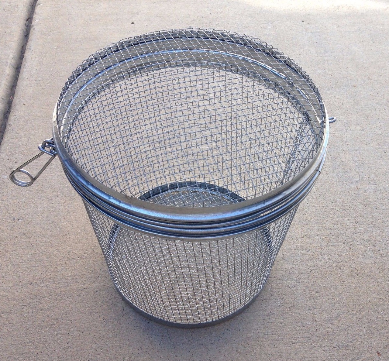 Gee's G40 Galvanized Chum Pot Live Bait Fishing Bunker Freshwater FREE SHIPPING