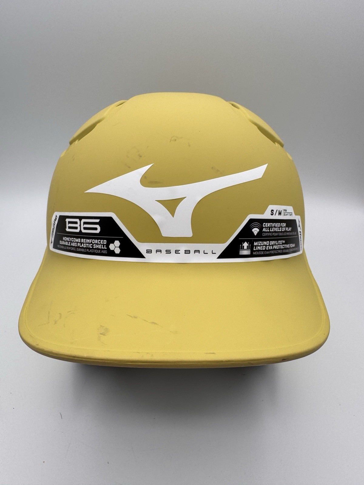 Mizuno Small/Medium Adult B6 Baseball Batting Helmet Yellow *See photos*